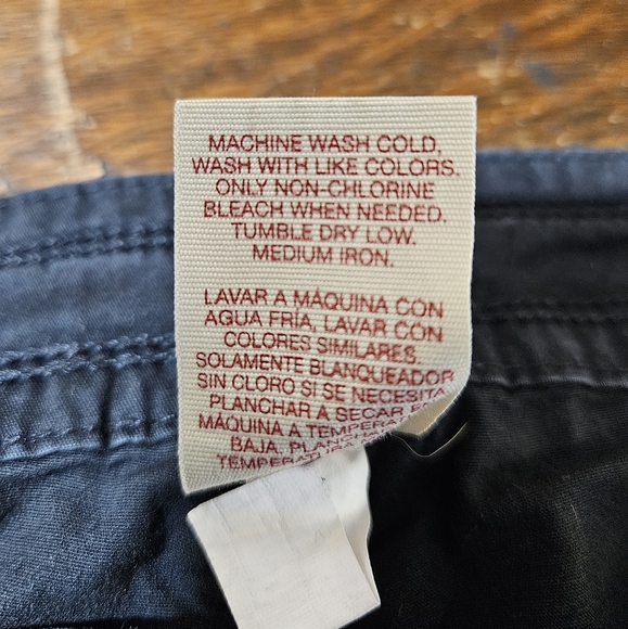 3/4 Length Carco Shorts - Picture 6 of 10